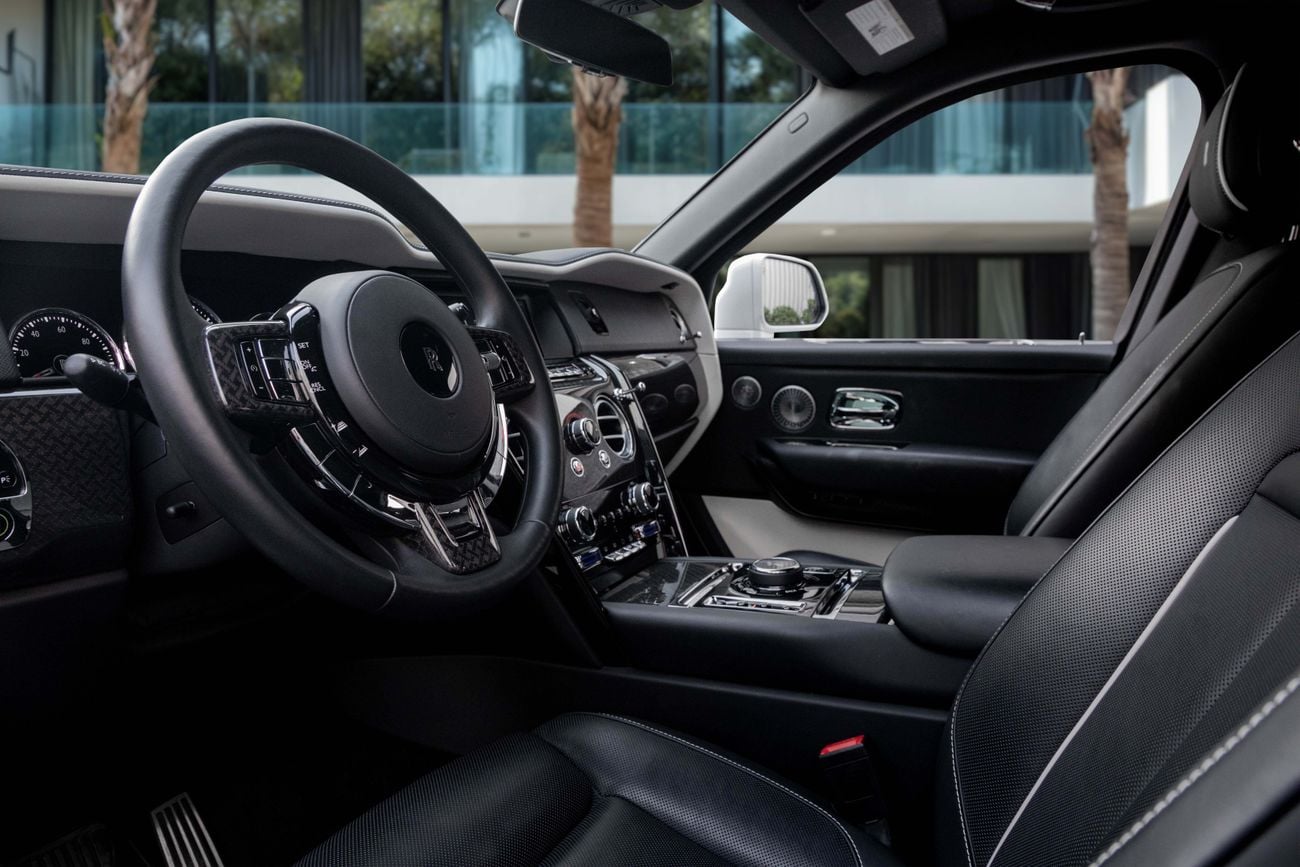 Rolls Royce Cullinan Rolls-Royce Cullinan Black Badge | 26,438 P.M | 0% Downpayment | Perfect Condition!