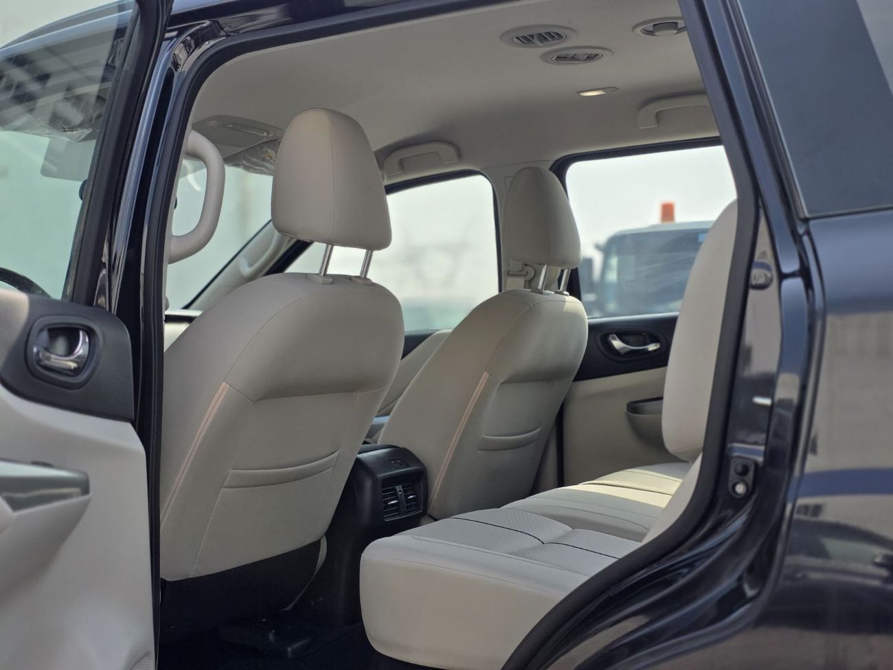 نيسان إكستيرا SE 2.5L 4WD