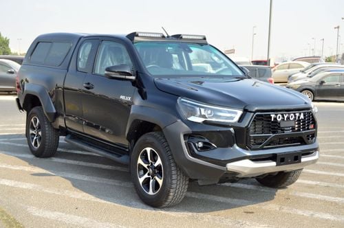 تويوتا هيلوكس Double cabin 2.8L, perfect inside and outside