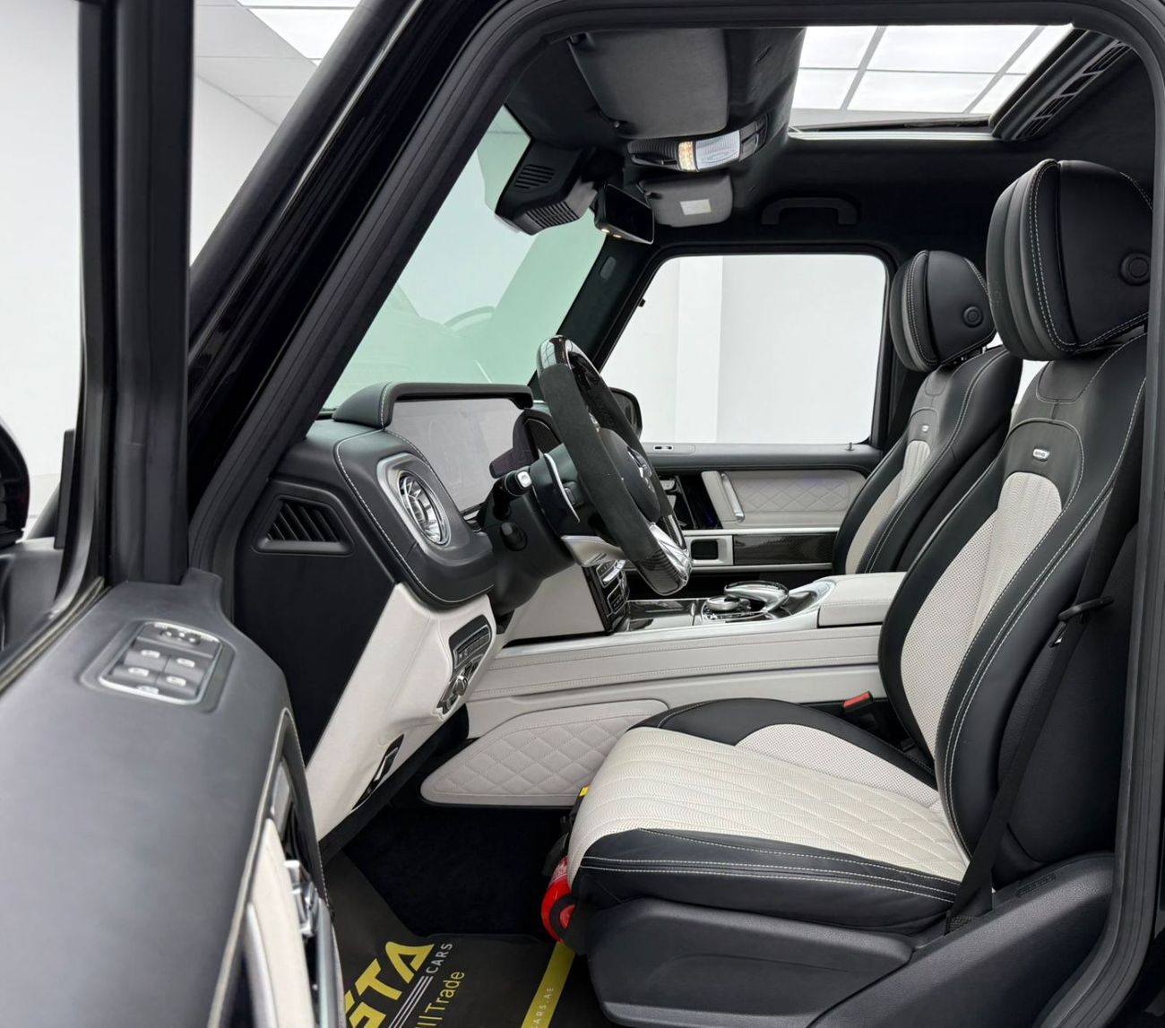 Mercedes-Benz G 63 AMG Std 4.0L 2020 Mercedes Benz G63 AMG, Warranty, Full Mercedes Service History, Low Km, GCC