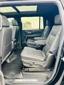 Chevrolet Suburban LT 5.3L 4WD