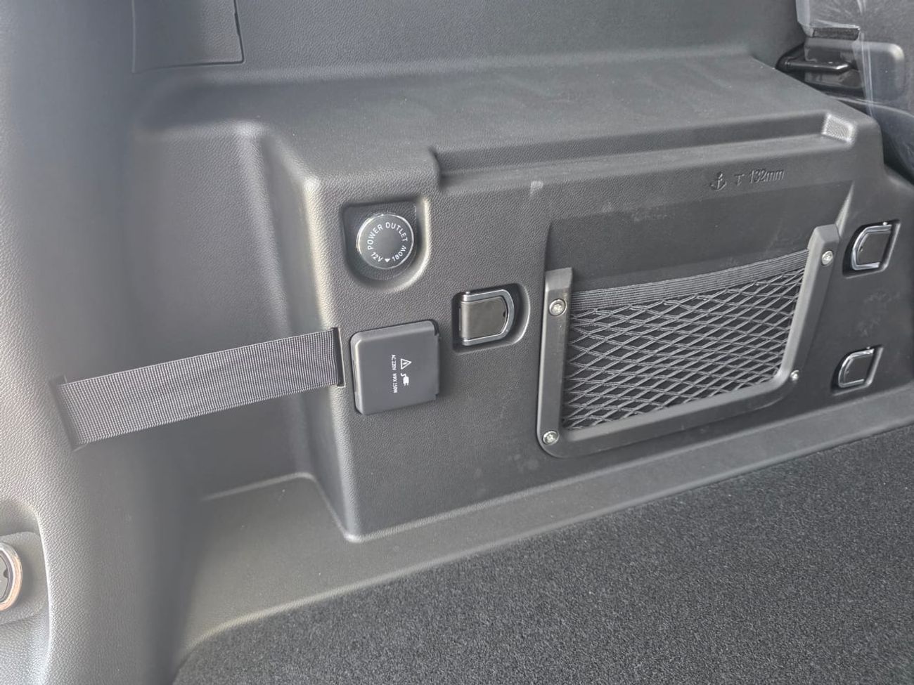 Jetour T2 Luxury 2.0L 8 GEAR SONY SOUND SYSTEM FOR LOCAl