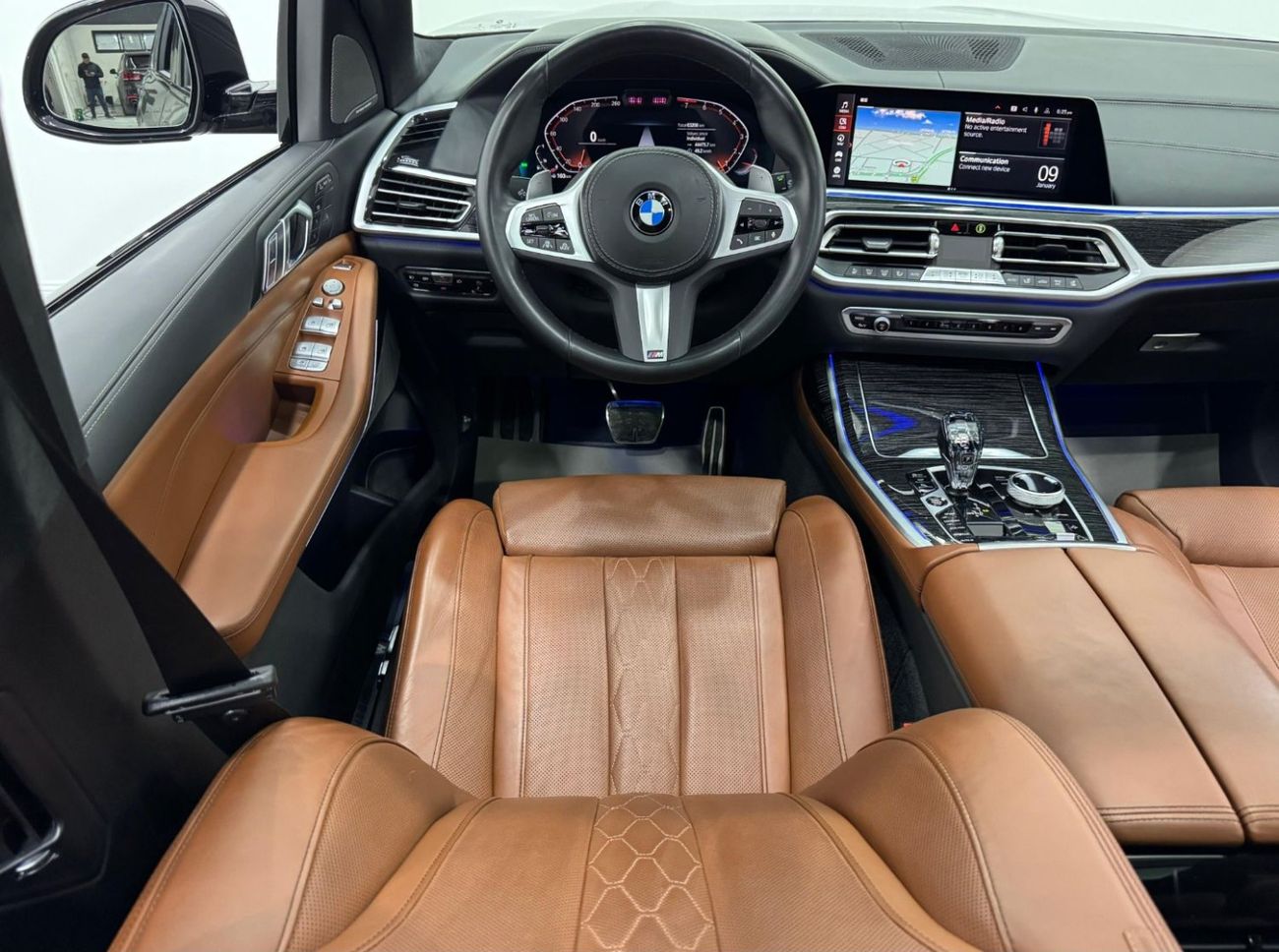 بي أم دبليو X7 40i M Sport Pure 3.0L (335 HP) 2022 BMW X7 xDrive40i M-Sport, 2027 BMW Warranty + Service Pack, Full