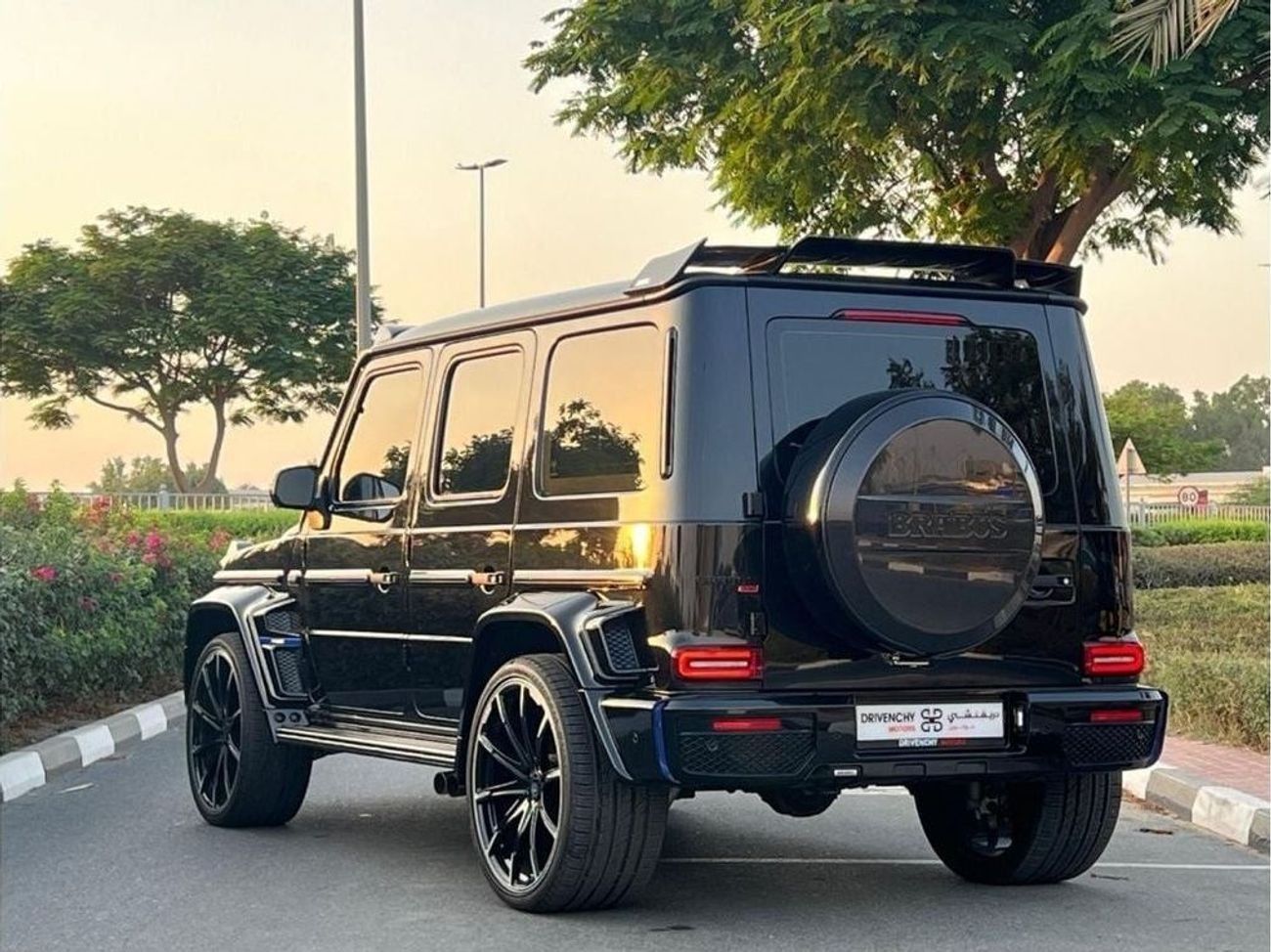 BRABUS 800 - Mercedes-AMG G 63 original brabus with docs  , full original paint , no accident , clean title ,