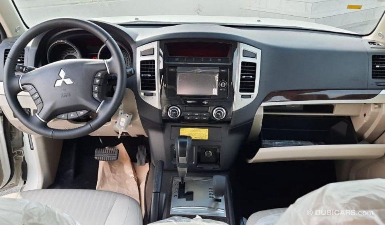 Mitsubishi Pajero iO interior - Cockpit