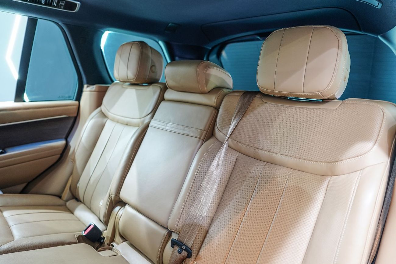 Land Rover Range Rover HSE P530 4.4L Vogue, Fixed Side Steps, Panoramic Roof, Dealer Warranty Till 09/04/2028!!