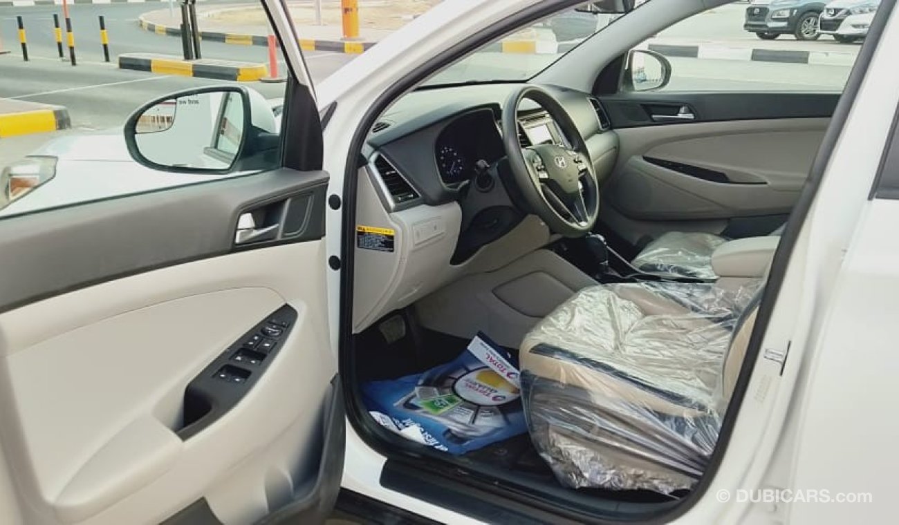 Hyundai Tucson SE - Very Clean Car