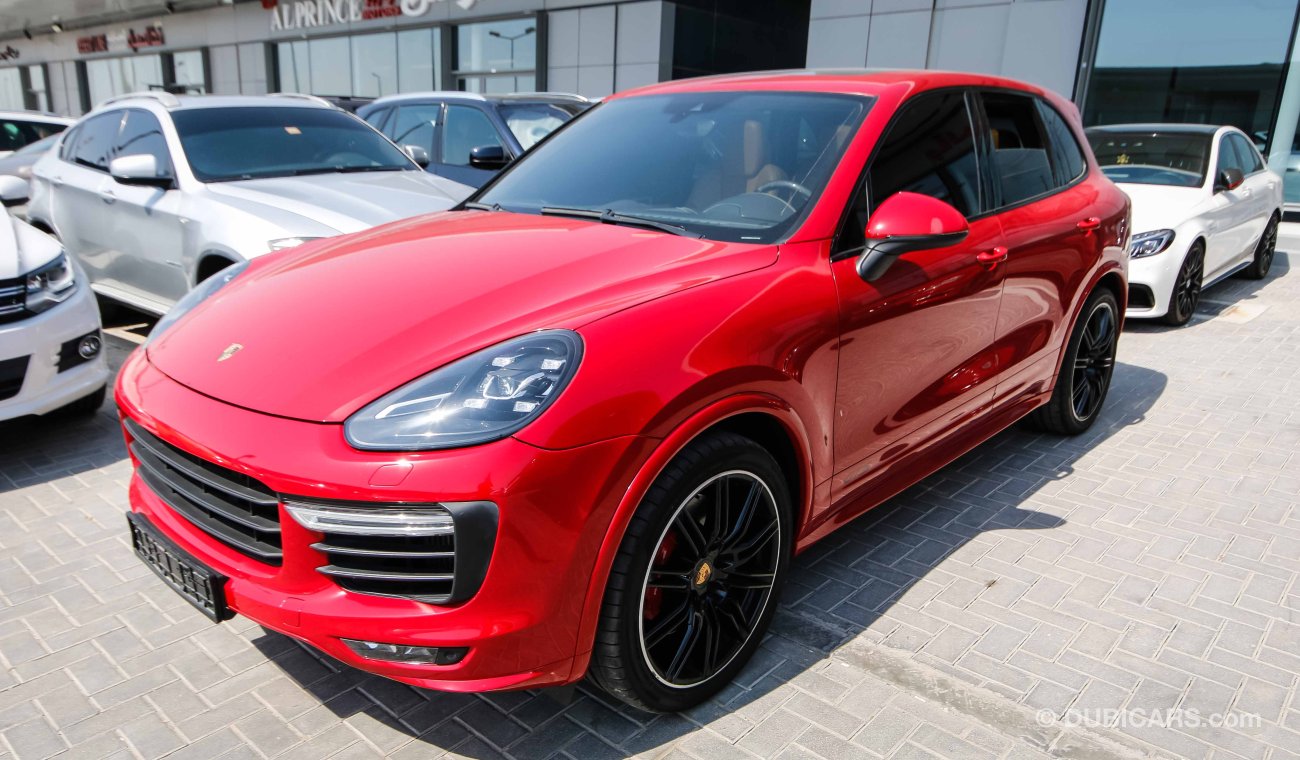 Porsche Cayenne GTS