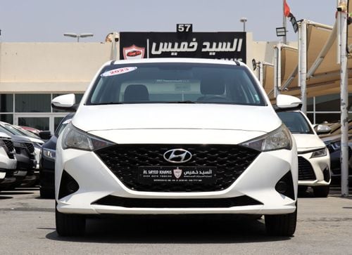 Hyundai Accent GL MID ACCIDENTS FREE - GCC - ORIGINAL PAINT - 1.6 - PERFECT CONDITION INSIDE OUT