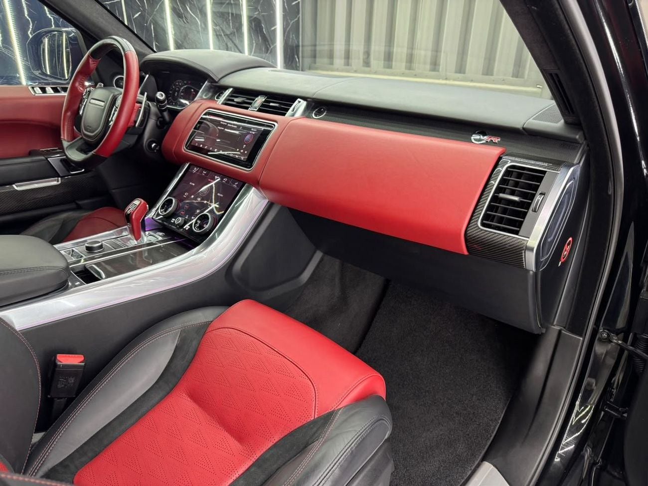 لاند روفر رينج روفر سبورت SVR 2018 Range Rover Sport SVR | GCC