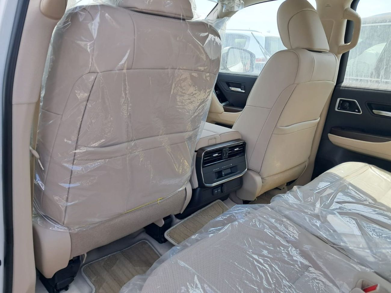 Toyota Land Cruiser GXR 3.5L Radar