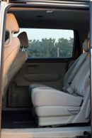 Kia Carnival EX 3.3L kia carnival 2019 GCC accident free in excellent condition 1025 p.m