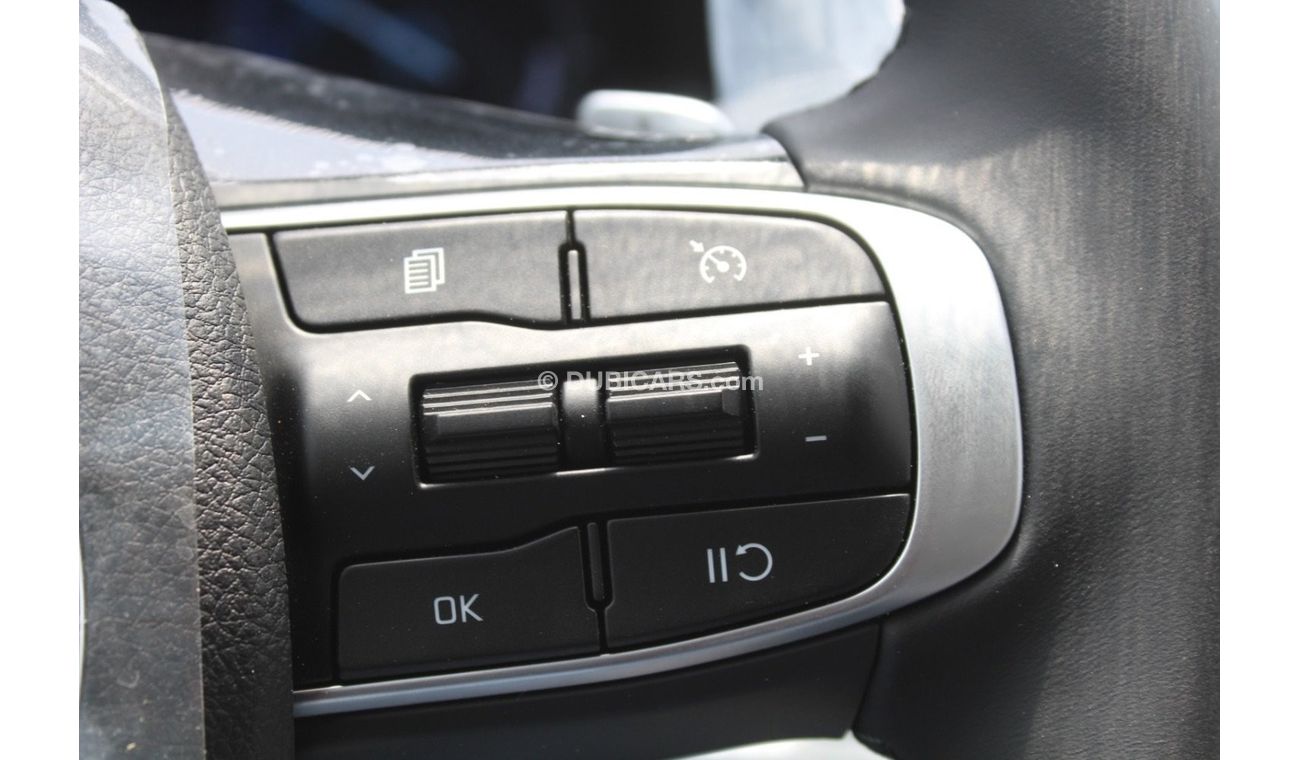 Kia K5 2.0 L hybrid 360 camera