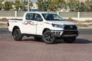 تويوتا هيلوكس 2025 TOYOTA HILUX 2.7 SR5 - SUPER WHITE inside RED | Export Only