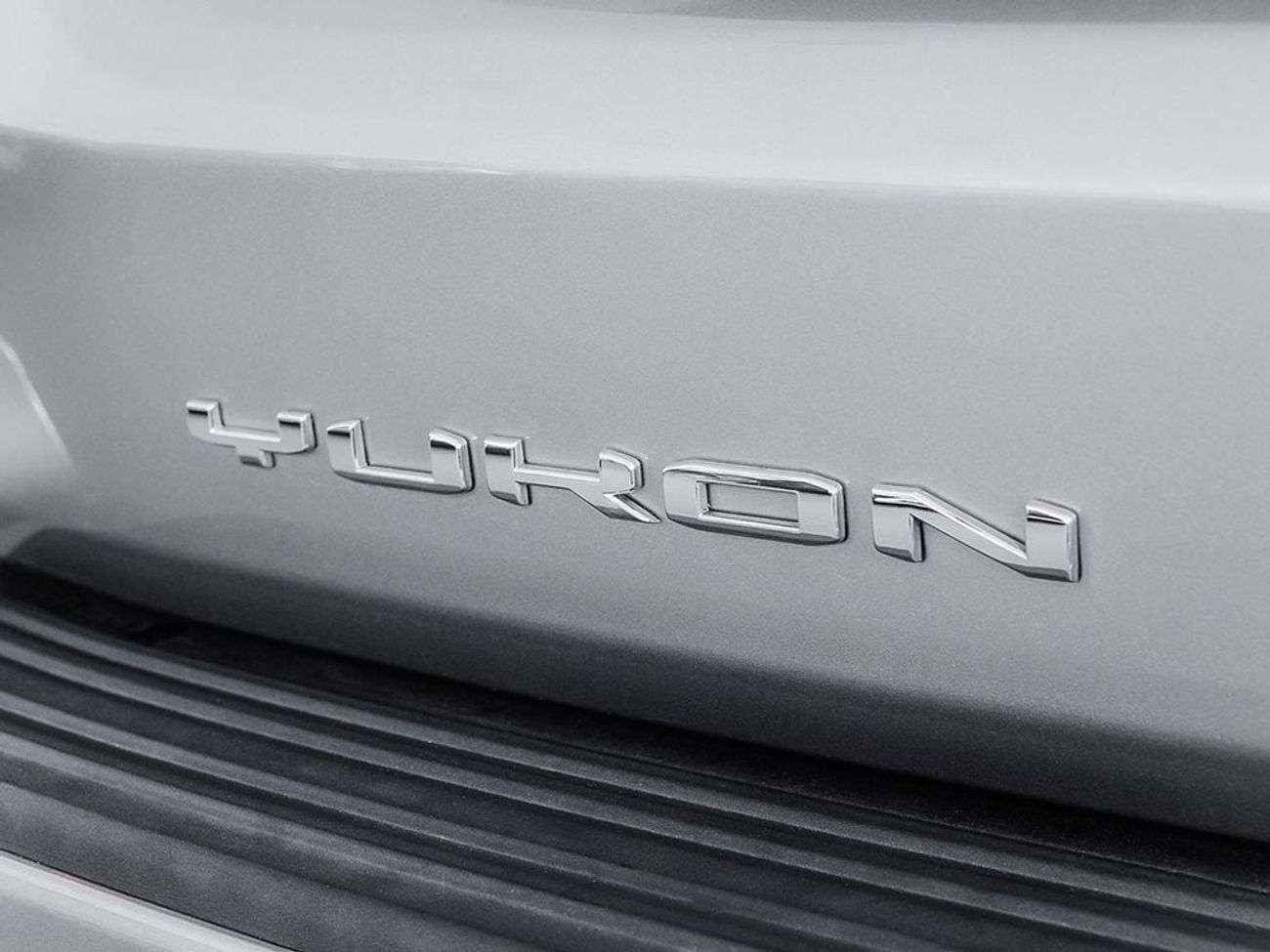 جي أم سي يوكون 5.3 V8 AT4 (AWD)