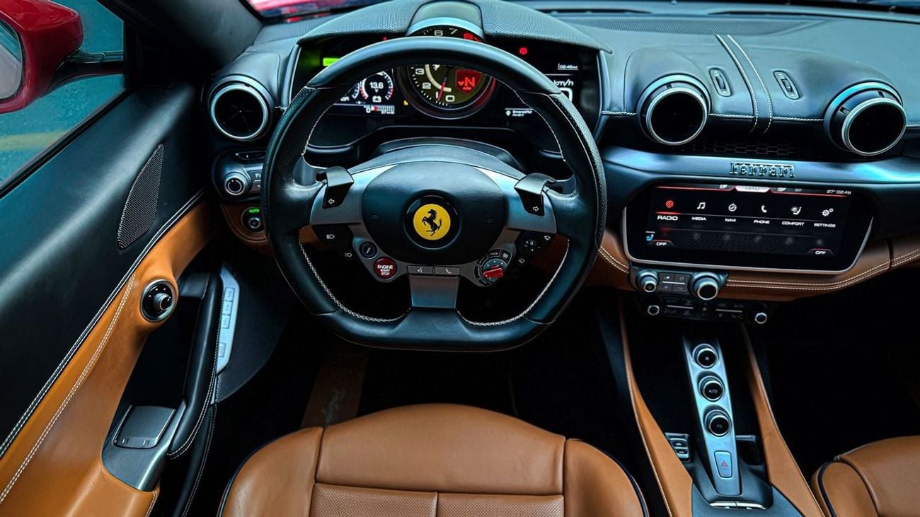 فيراري بورتوفينو Std 3.9L