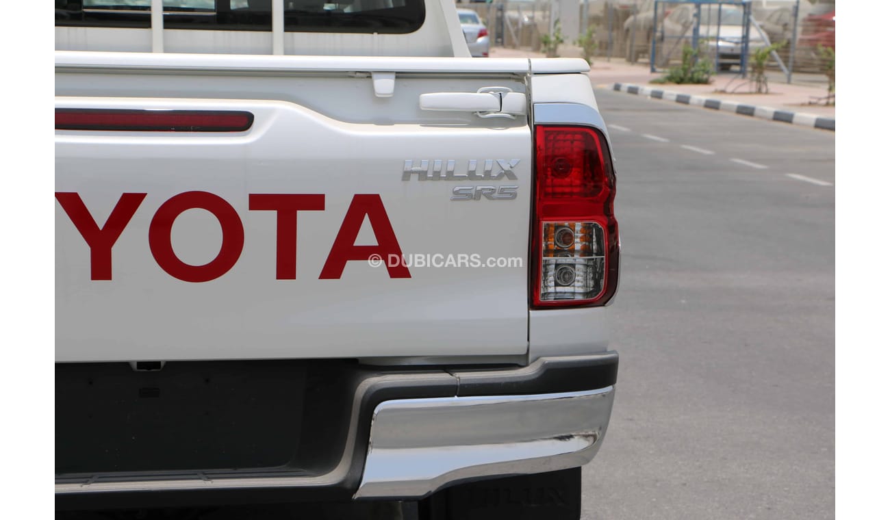 تويوتا هيلوكس 2019 Toyota Hilux 2.4L Diesel | Manual Trans | 4x4 | D-Cab | SR5