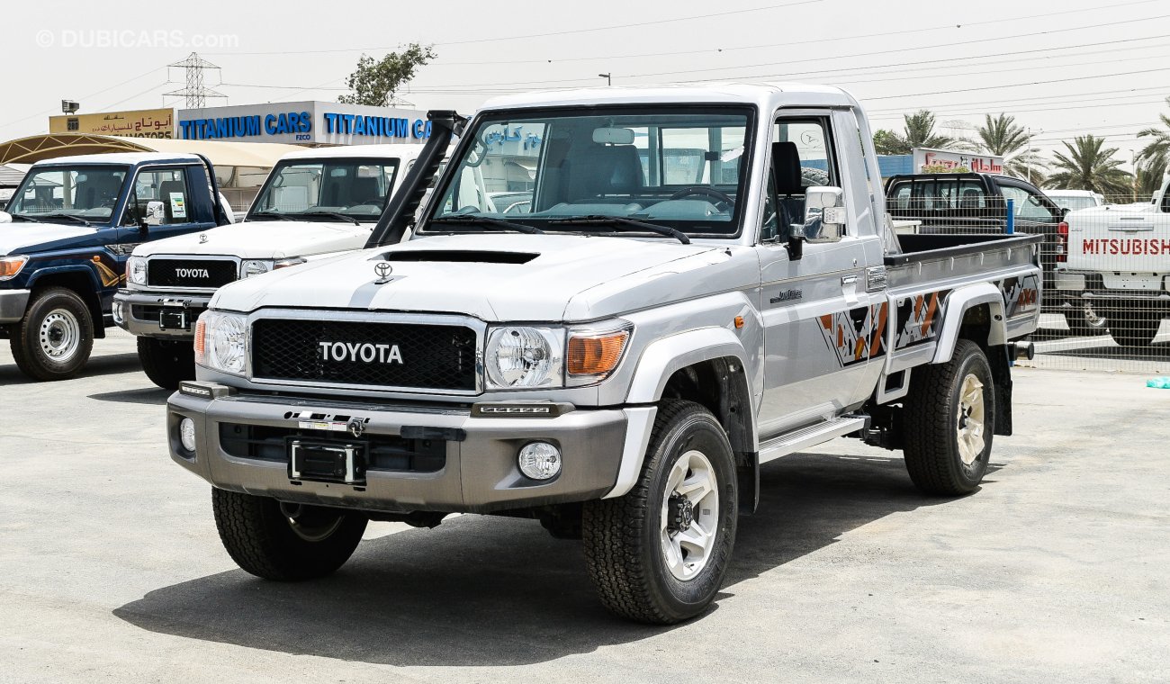 Toyota Land Cruiser Pick Up 4.5L Diesel V8