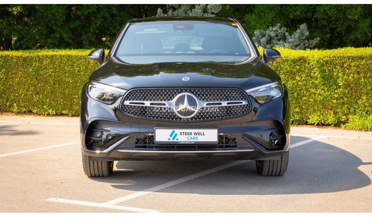 Mercedes-Benz GLC 200 2024 Premium - Coupe AMG Line 2.0L 4 MATIC - AWD - GCC with 5 Years Warranty - Book Now