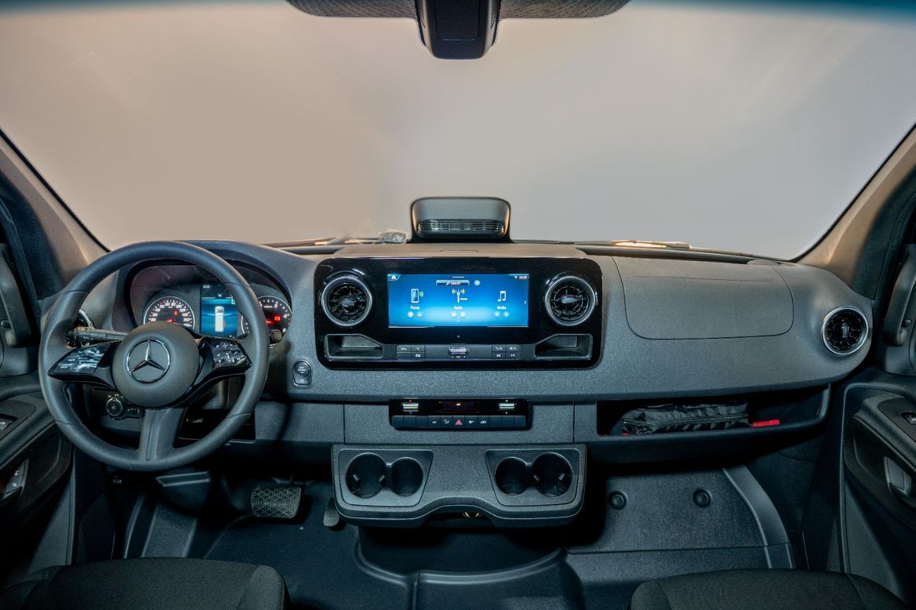 Mercedes-Benz Sprinter Mercedes-Benz Sprinter 519 CDI 2026 | Extra Long | GCC