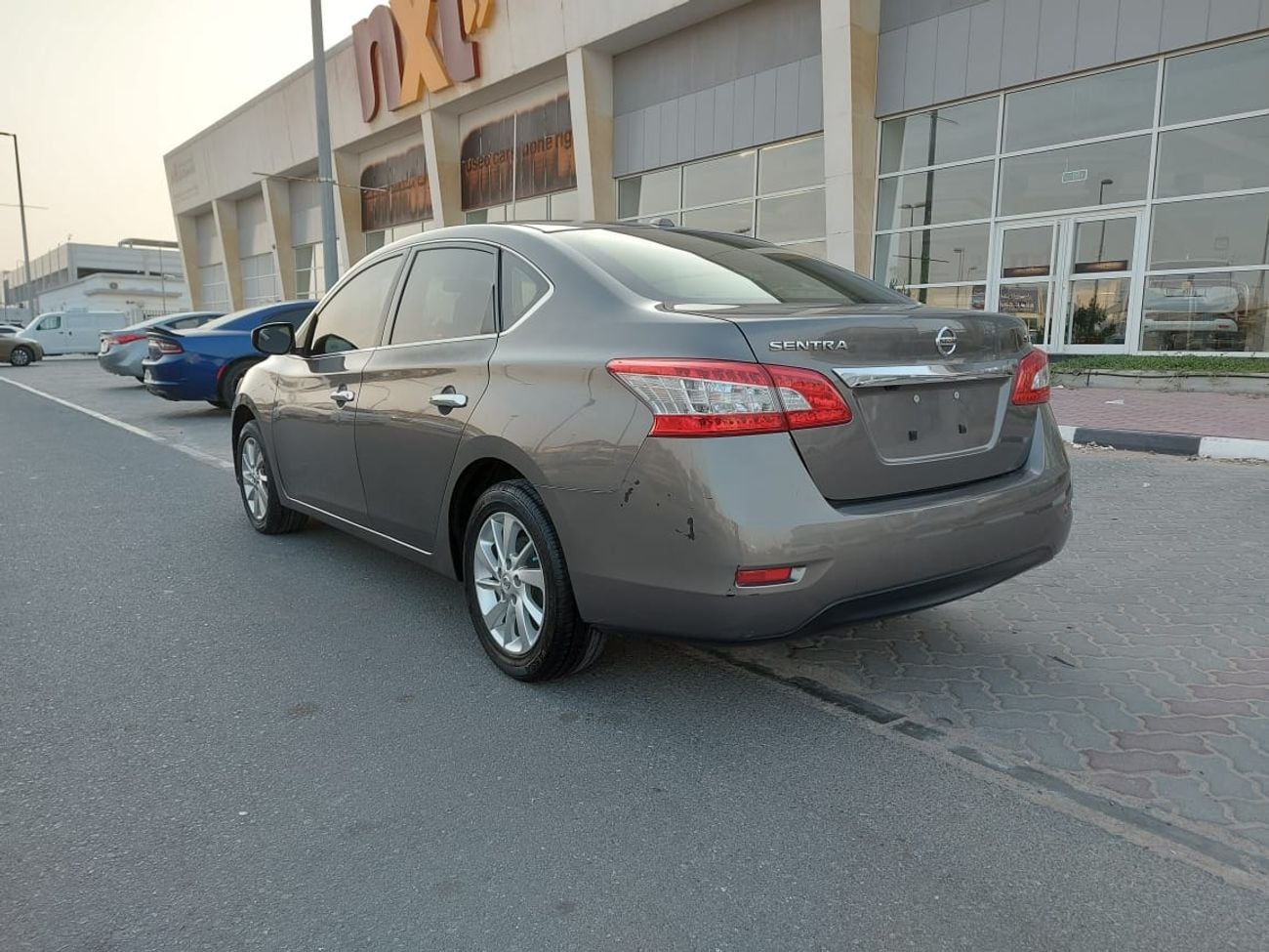 Nissan Sentra SV 1.6L (113 HP)