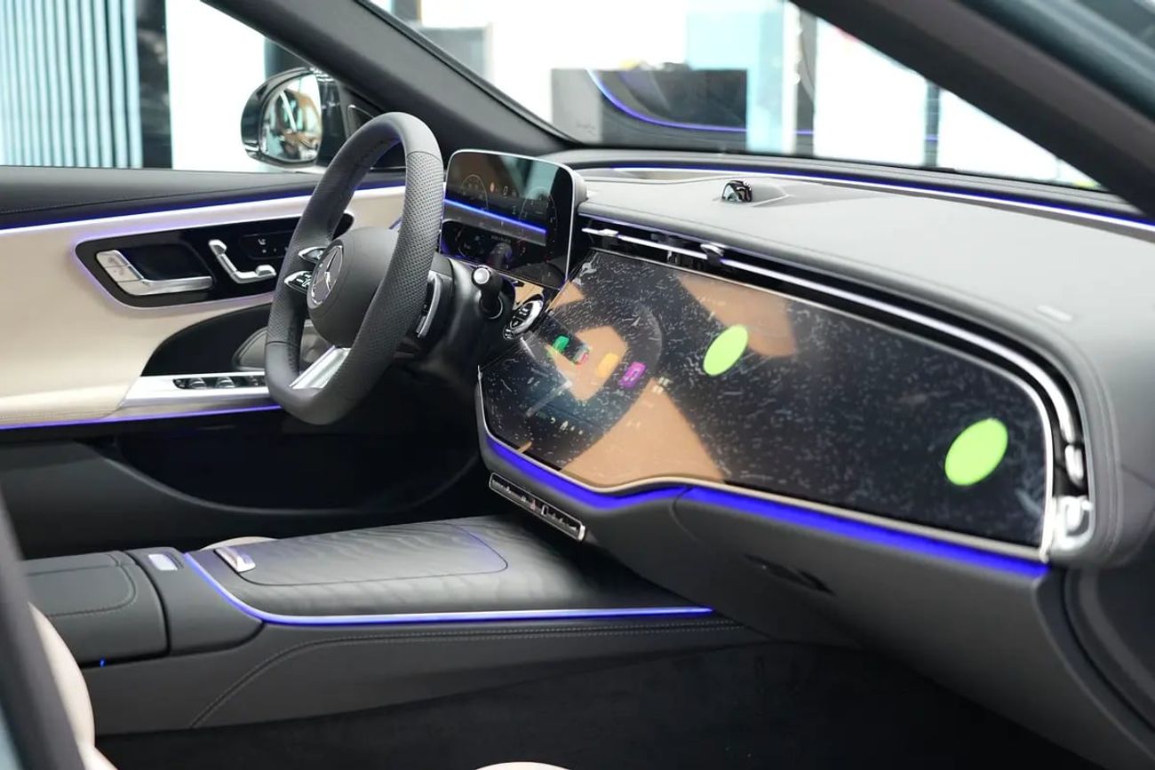 Mercedes-Benz E300 E 300 | GCC 0km | Agency Warranty | AMG Package