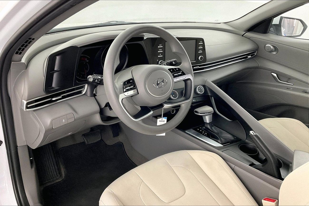 Toyota Yaris SE / E | 1 year free warranty | 0 Down Payment