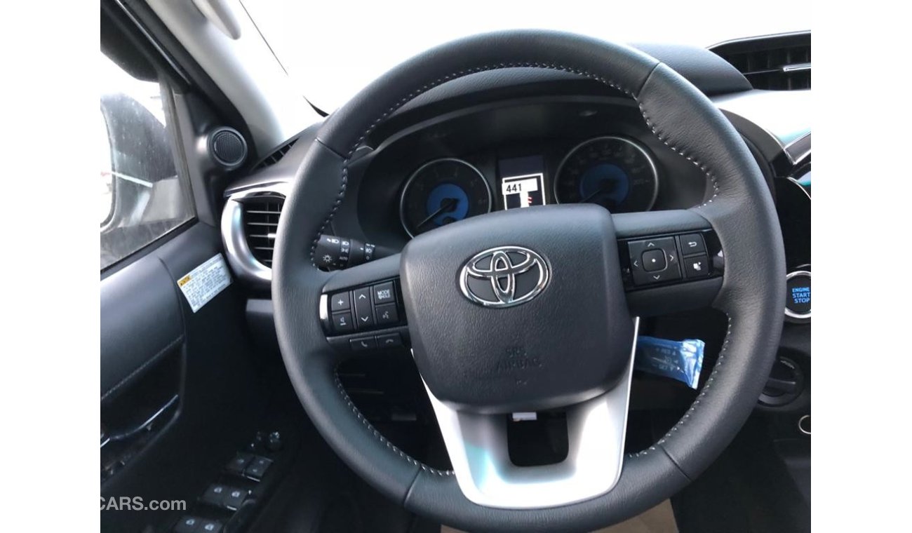 Toyota Hilux Revolution Full Option
