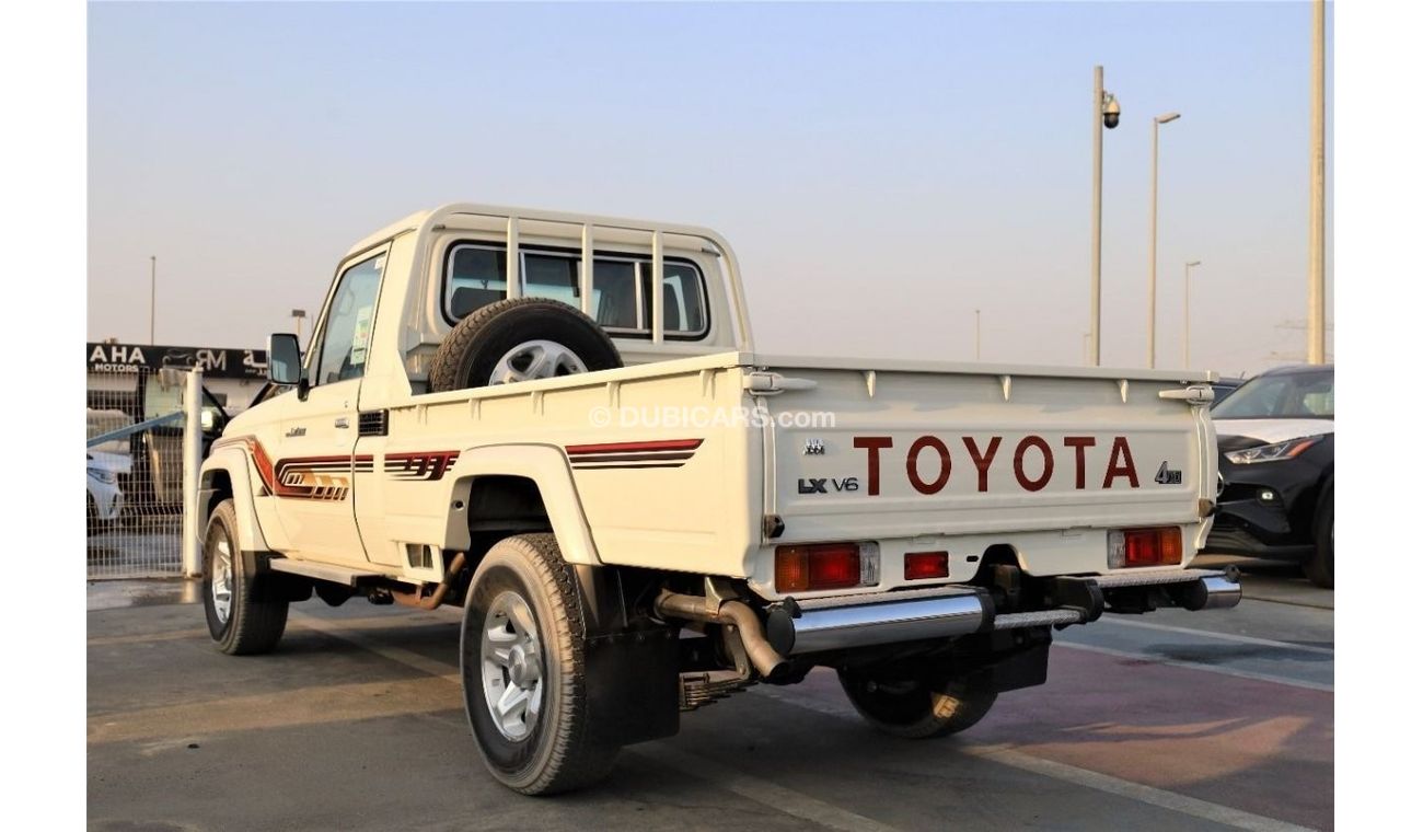 Toyota Land Cruiser Pick Up TOYOTA_LAND_CRUISER_PICK_UP_SINGLE_4.0_V6_GASOLINE_2022