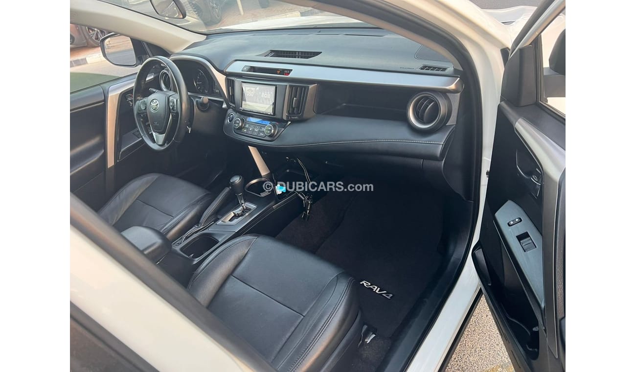 Toyota RAV4 2018 Toyota Rav4 XLE 2.5L V4