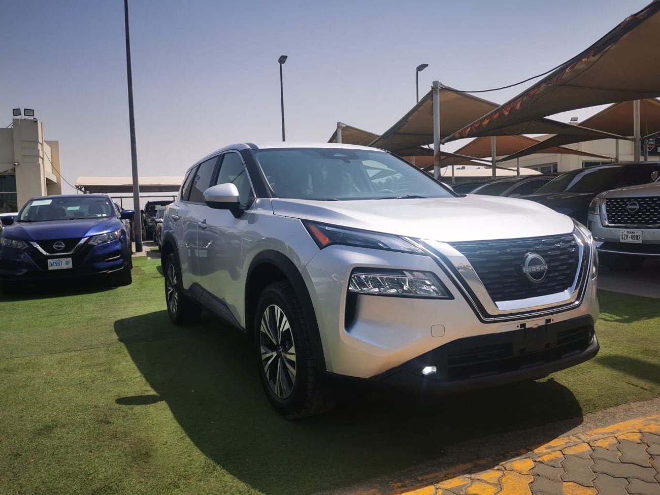 نيسان روج Very Clean Car