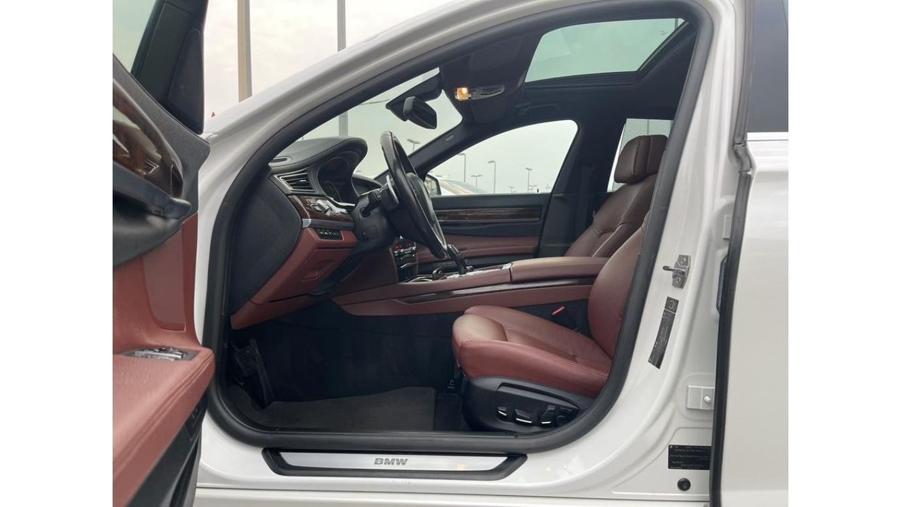 BMW 750Li Exclusive BMW 750 Li_TWIN POWER TERBO_Gcc_2013_Excellent_Condition _Full option