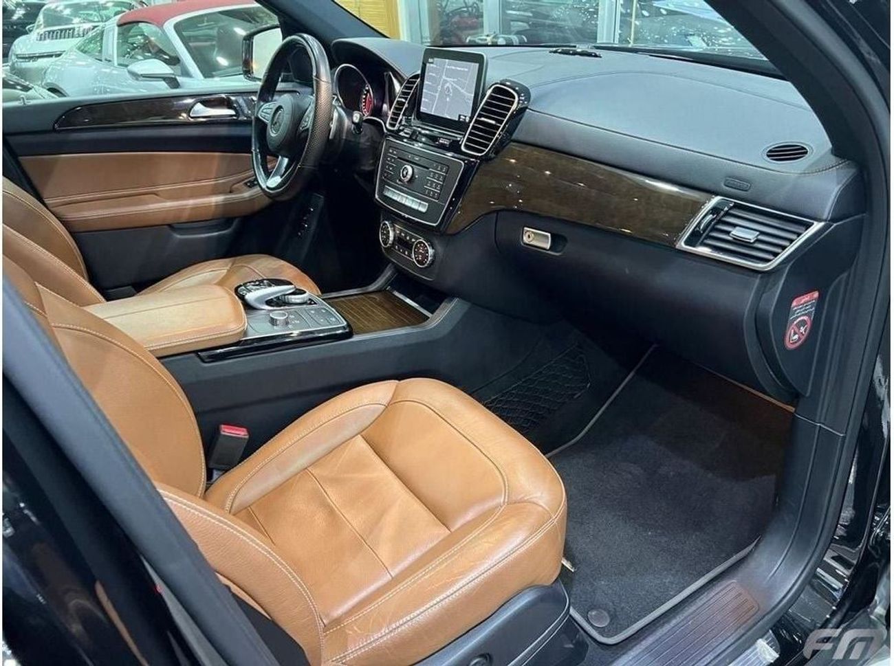 مرسيدس بنز GLS 400 MERCEDES-BENZ GLS 400 - GCC - IN IT'S REALLY GOOD CONDITION!!!