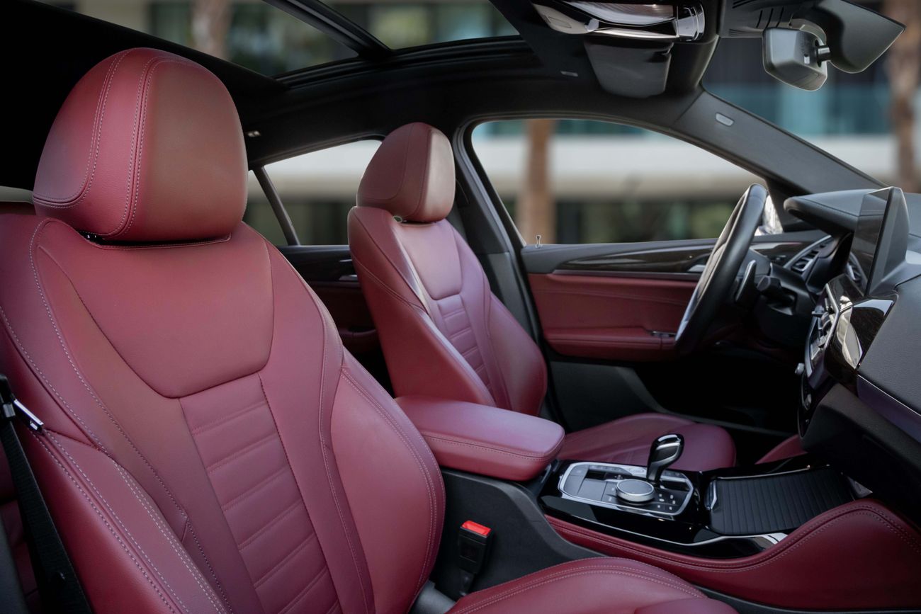 BMW X4 4,505 P.M | 0% Downpayment | BMW X4 M40 Agency Warranty & Service!