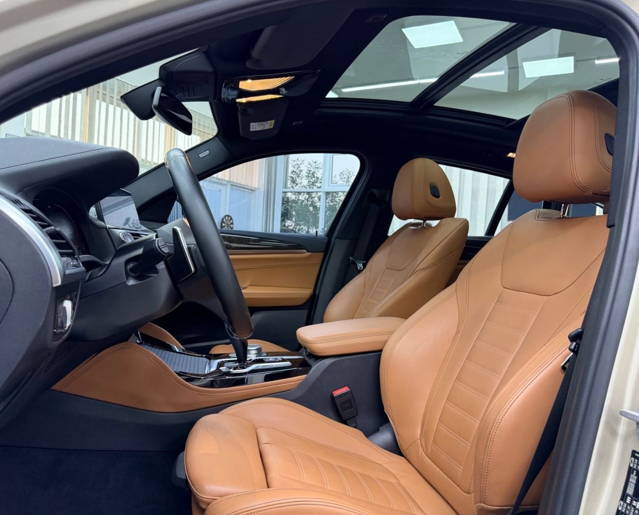BMW X4 XDRIVE 30I M SPORT PACK Original paint .. GCC .. FSH .. M kit .. Perfect Condition