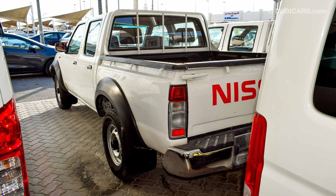 Nissan Pickup GCC 2015 WITHOUT ACCIDENTS WITHOUT PAINT