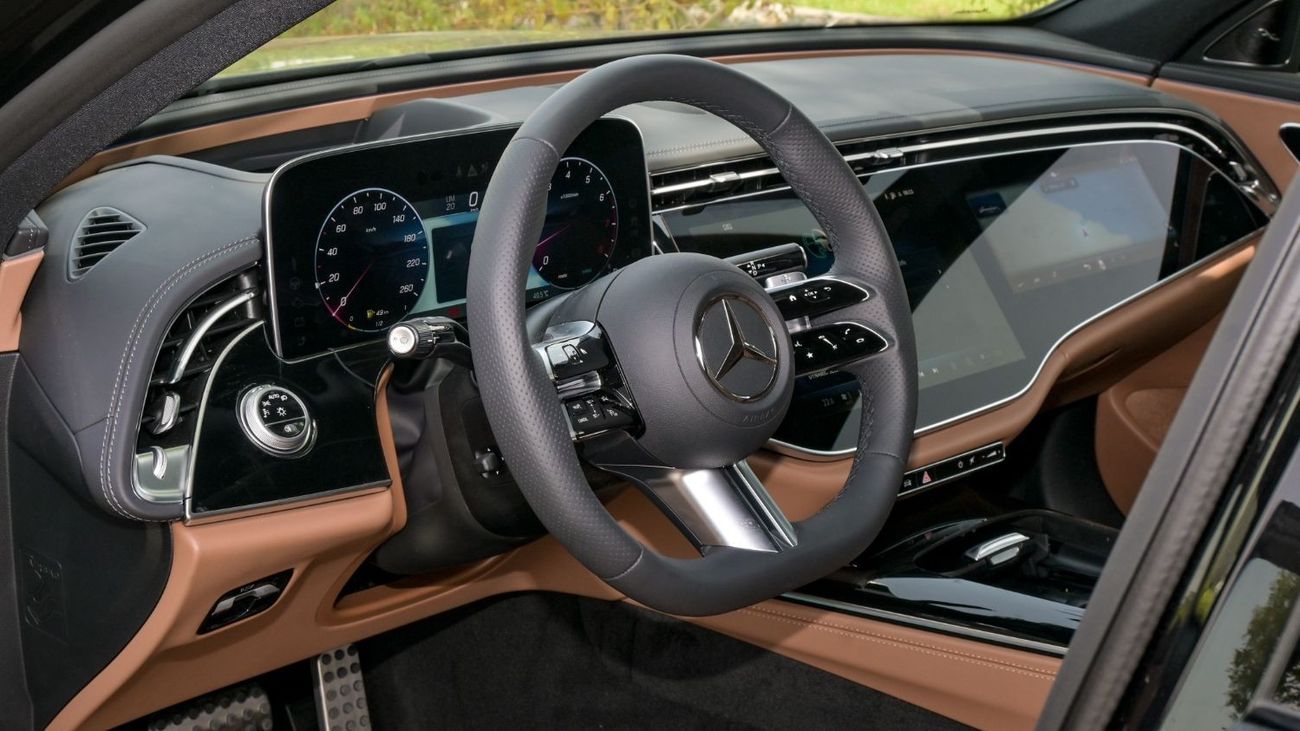 Mercedes-Benz E200 Mercedes-Benz E200 Premium Plus | AMG Night Package | Hyper Screen | Fully Loaded 2024 Brand New