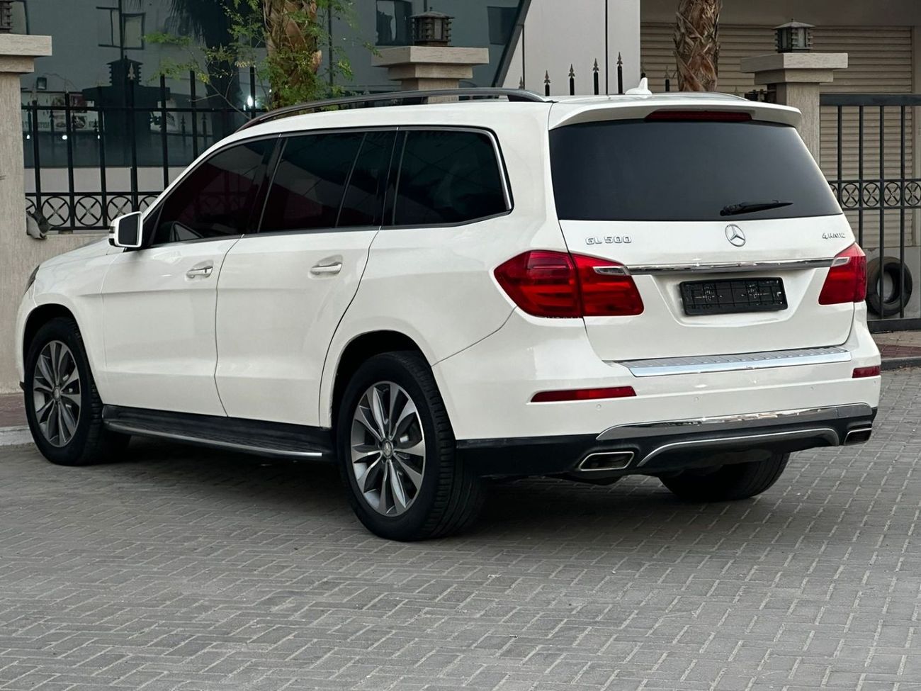 مرسيدس بنز GL 500