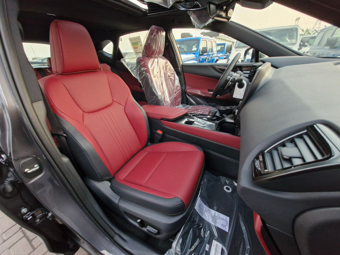 Lexus NX350 Prestige 2025 AWD 2.4L GCC With 360° Camera + Hud 0Km (Export Only)