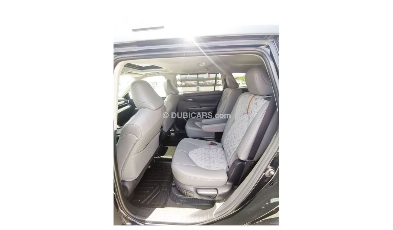 Toyota Highlander Toyota Highlander XLE - Hybrid - 2023- Black