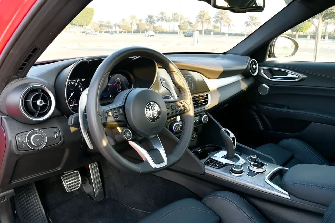 Alfa Romeo Giulia VELOCE 1,992/ Month | | Veloce MCA | | Gargash Warranty and Service