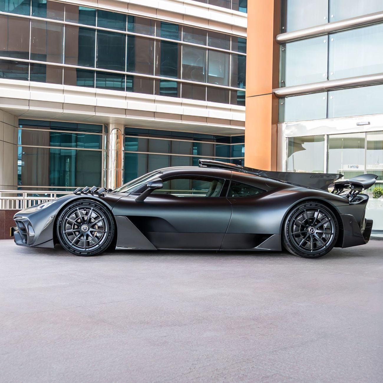 Mercedes-Benz AMG One 2024 MERCEDES AMG ONE BRAND NEW GCC WITH WARRANTY  ( 1 OF 275)