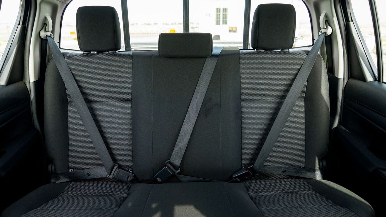 تويوتا هيلوكس 2025 Toyota Hilux 2.4 Double Cab Diesel AT 4x4