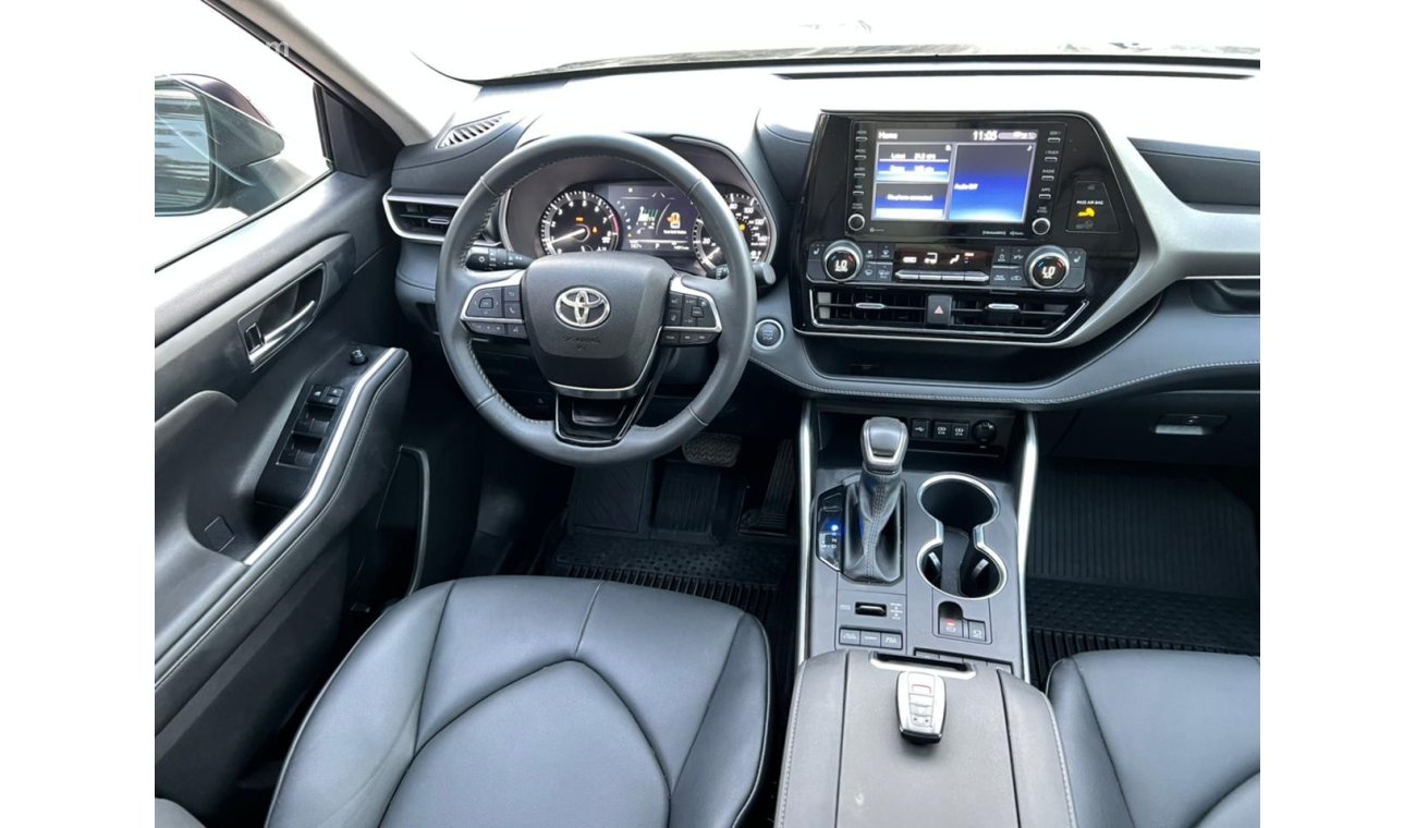Toyota Highlander 2021 TOYOTA HIGHLANDER XLE AWD / EXPORT ONLY
