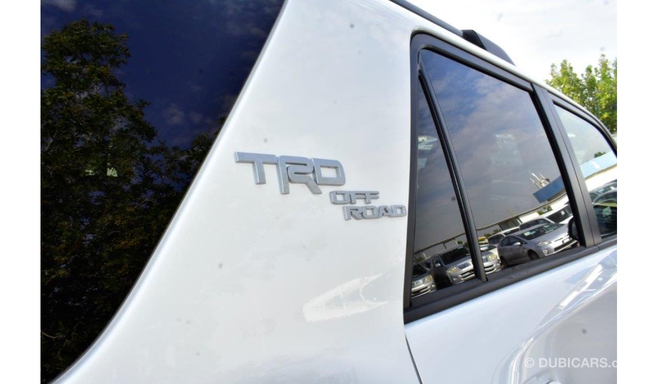 تويوتا 4Runner TRD OFF ROAD V6 4.0L PETROL  FULL OPTION