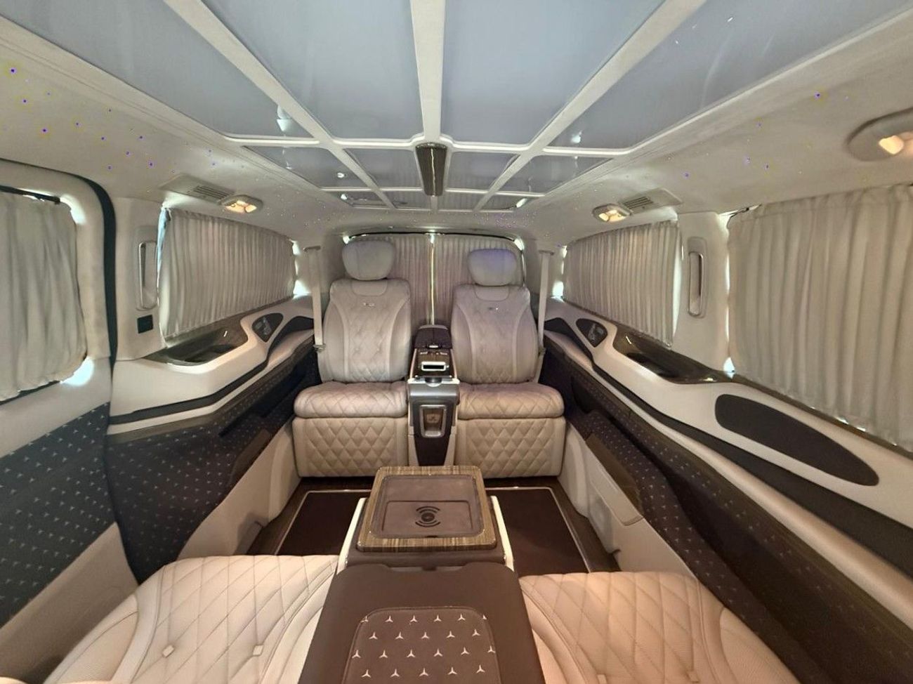 Mercedes-Benz V 250 2.0L in LEFT HAND DRIVE (LOCAL)