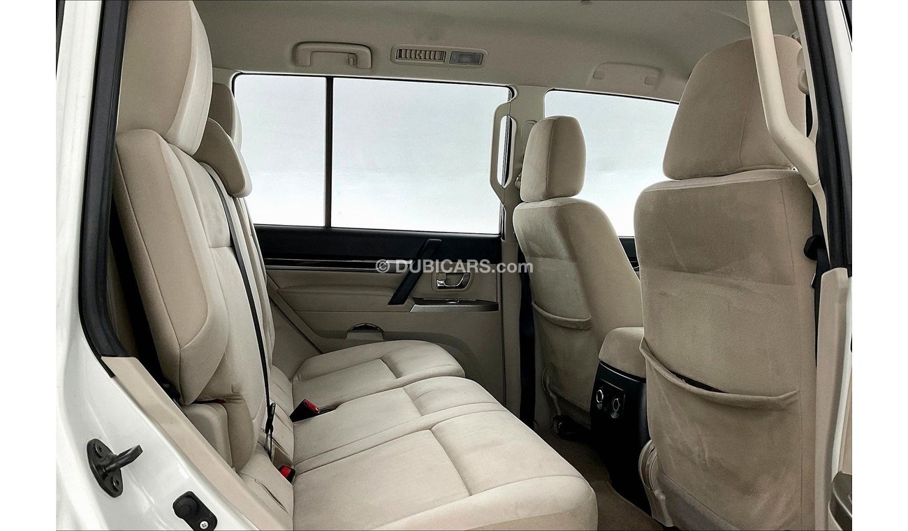 ميتسوبيشي باجيرو GLS Midline