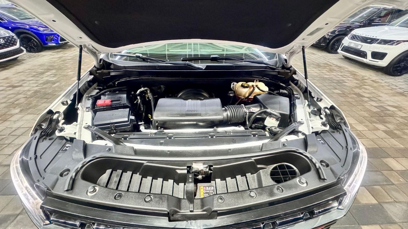 شيفروليه تاهو Tahoe Z71 full option banuramic V8 5.7 warranty one year