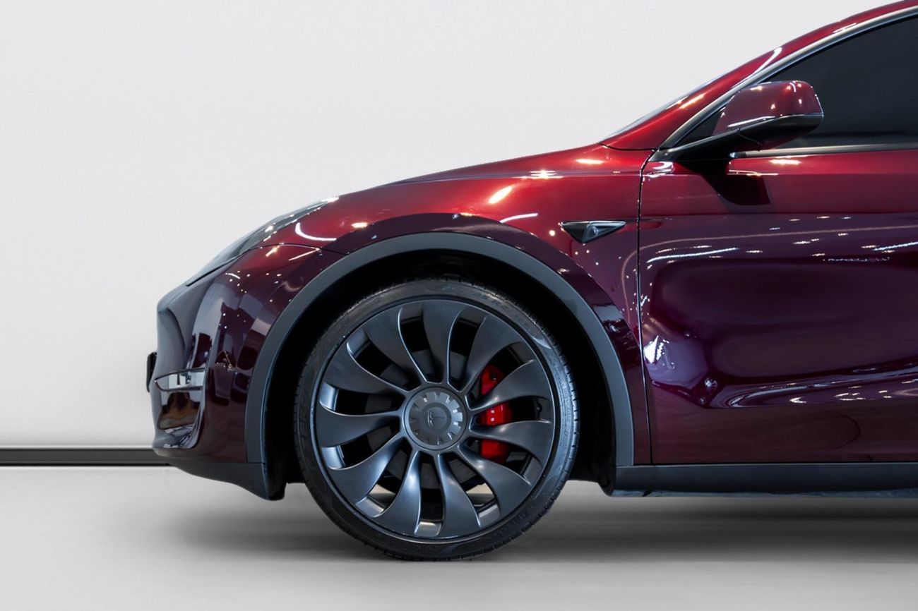 Tesla Model Y 2024 Tesla Model Y Performance, 2027 Tesla Warranty, 2031 Battery Warranty, Low KMs, GCC