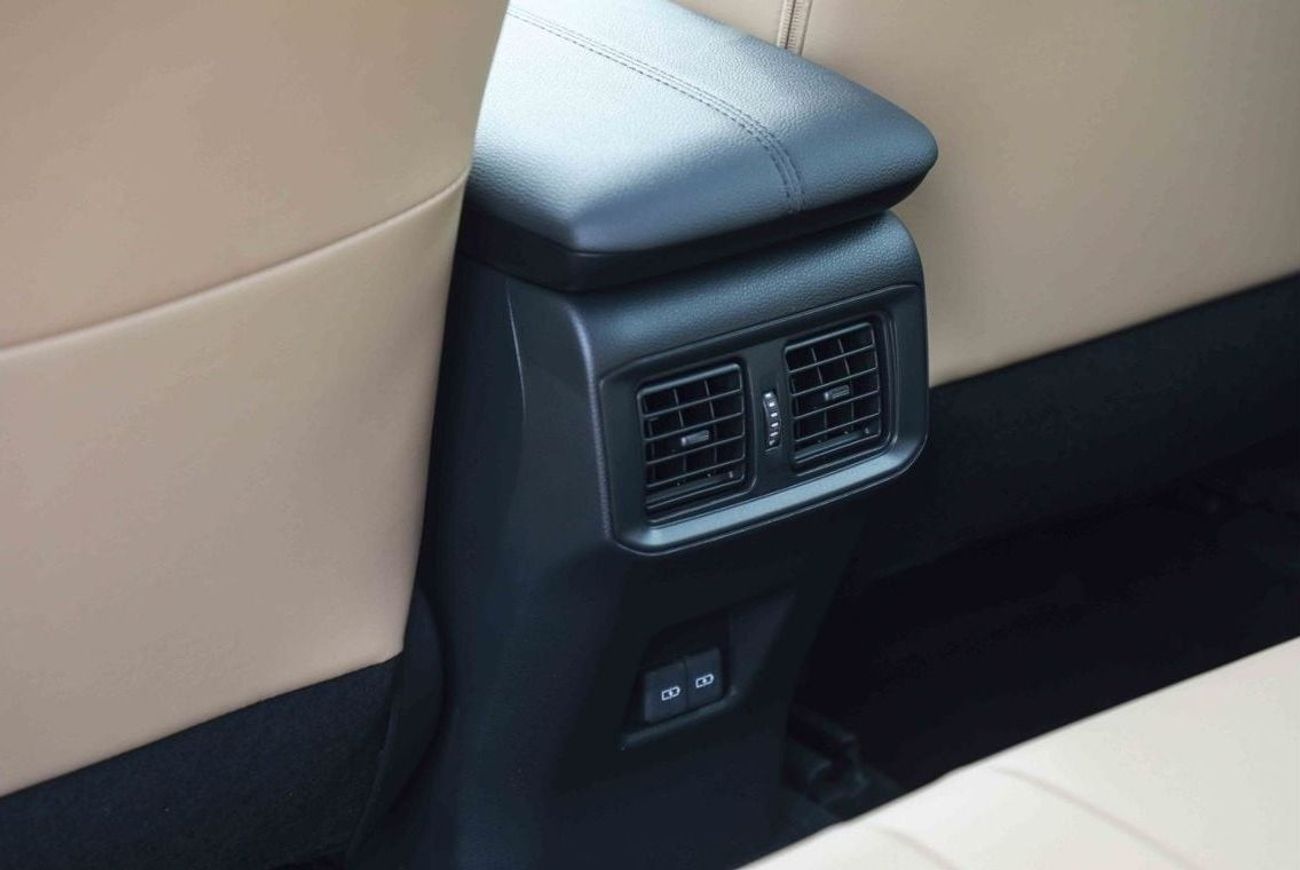 تويوتا راف ٤ 2025 TOYOTA RAV4 2.5 HIGH Hybrid - SILVER inside BEIGE | Export Only